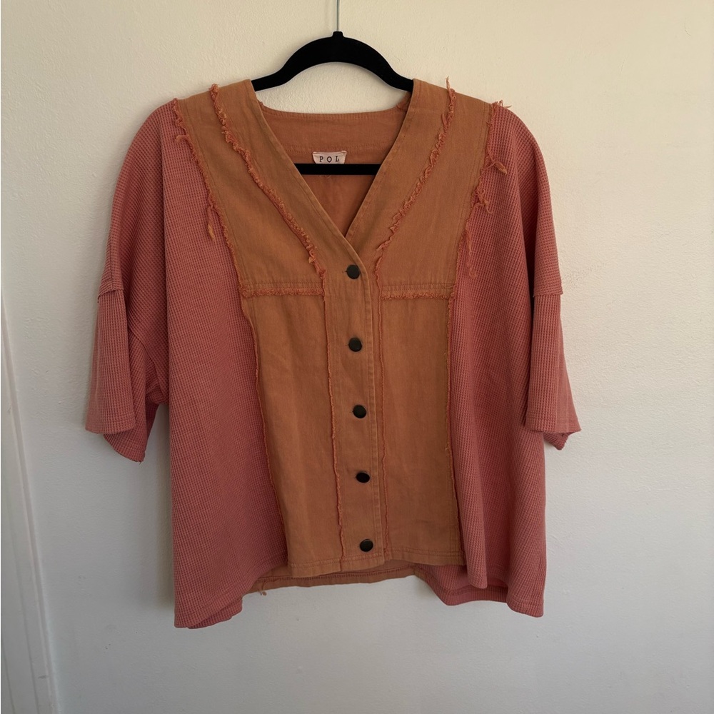POL Two-Tone Rust Pink & Camel Button Front Women’s Top - Picture 2 of 6